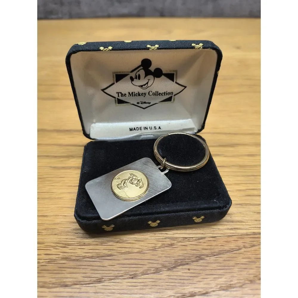 Walt Disney World Mickey Mouse The Mickey Collection Key Chain Golfing‎ Golf